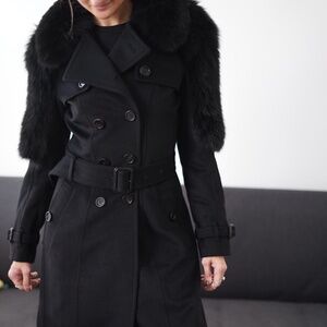 Burberry Prorsum Black Wool-Cashmere Coat with Blue Fox Fur Collar Size IT 38